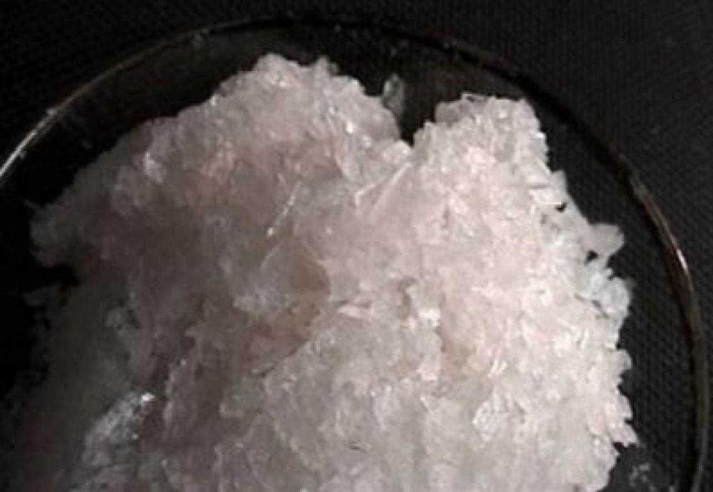 13 éves lánynak adott drogot a halasi férfi