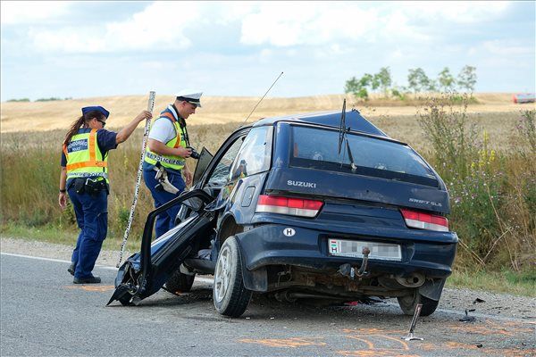 Van gyanúsított, szemtanúkat keres a rendőrség a halálos baleset ügyében