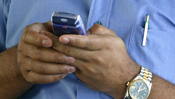 László zaklatott, követett és szúrt