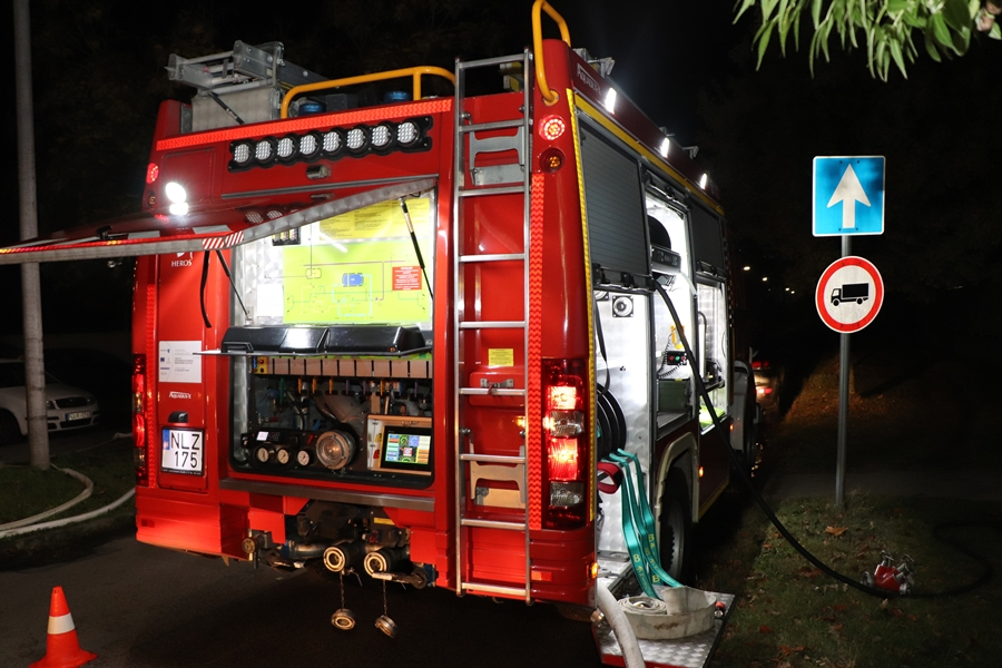 Villámcsapás: mosógép és tető gyulladt ki Halason, Kiskunmajsán