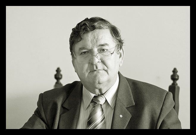 Elhunyt dr. Kastyják János