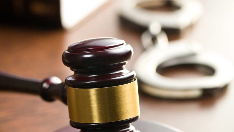 (►) Részegen fenyegették a halasi közterület-felügyelőket