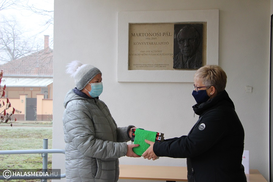 Kapukönyvtár működik