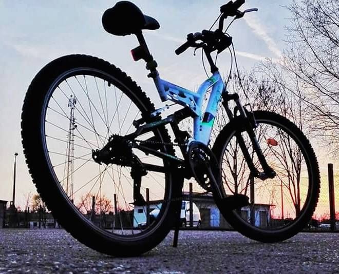 Segítsen megtalálni a kerékpárt!