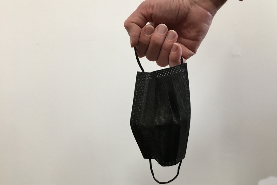 Hétfőtől nem kell maszkot viselnünk