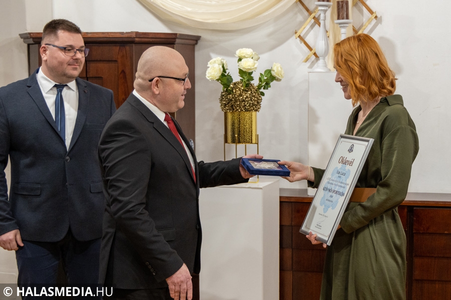 Gratulálunk a díjazott halasi sportolóknak! (galéria)