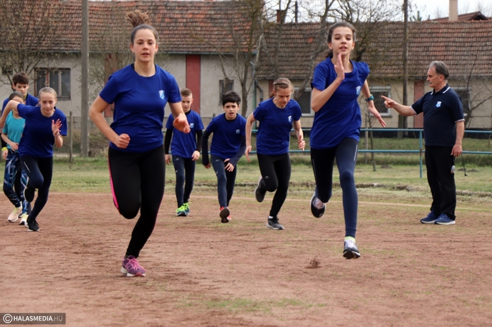 A nagy elődök sikereit szeretnék elérni a KAC versenyzői (galéria)