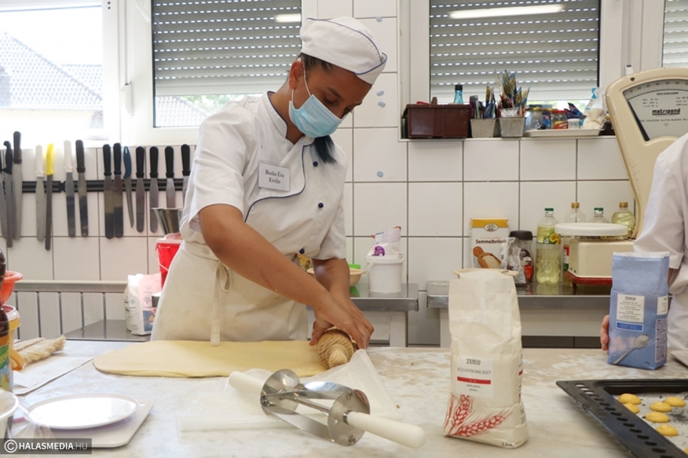 Tizenöt szakmában vizsgáztak a váris diákok (galéria)