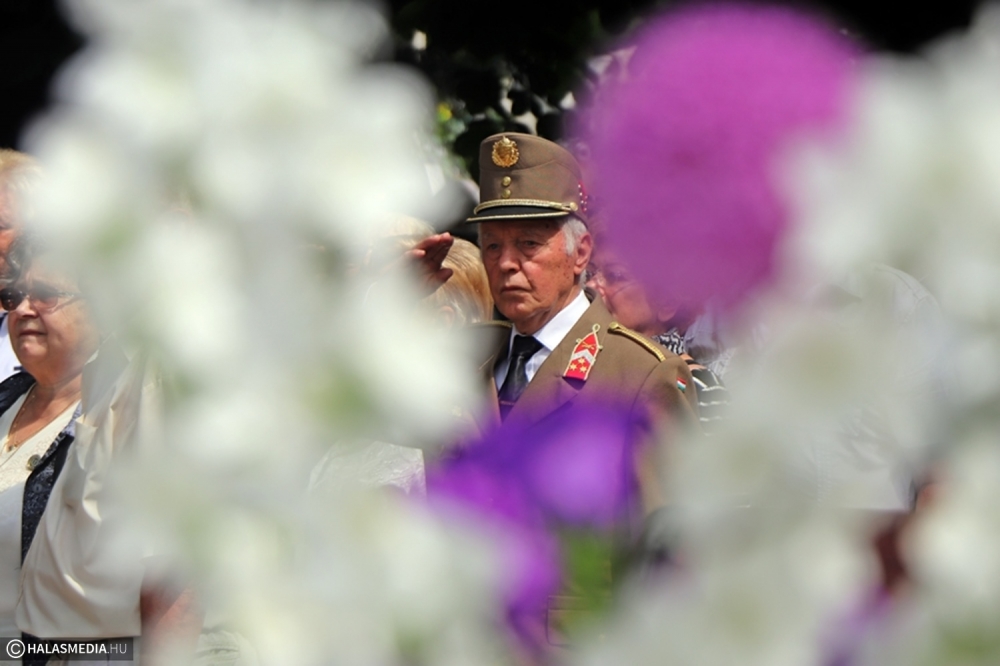 Átadták a felújított II. világháborús emlékhelyet (galéria)