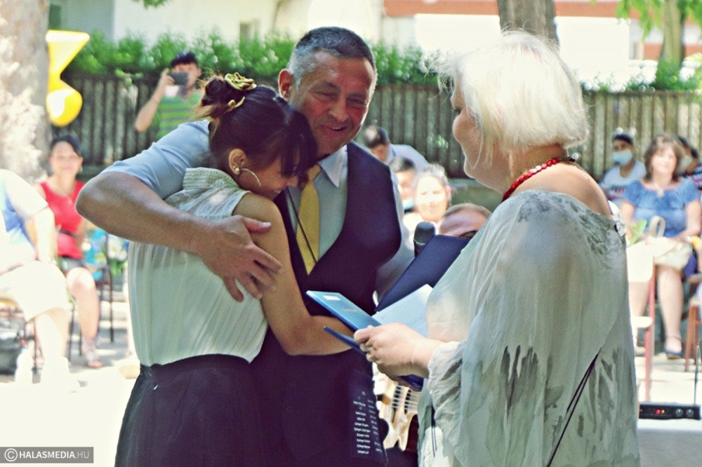 Ballagás, évzáró a Kiskunhalasi EGYMI Általános Iskolában (galéria)