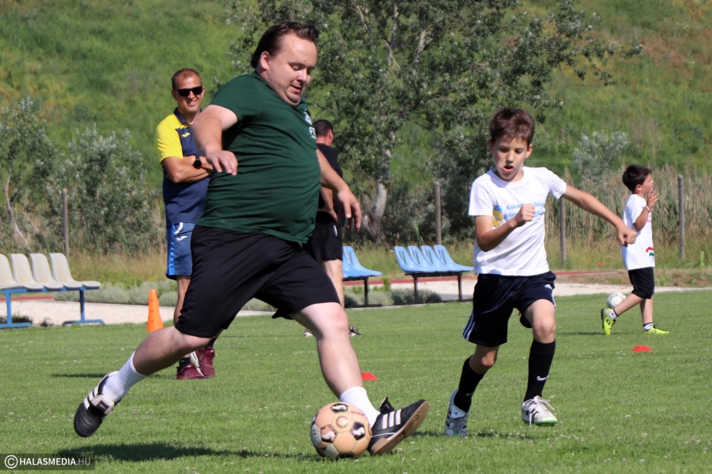 Hangulatos családi focit szervezett az Szilády RFC (galéria)
