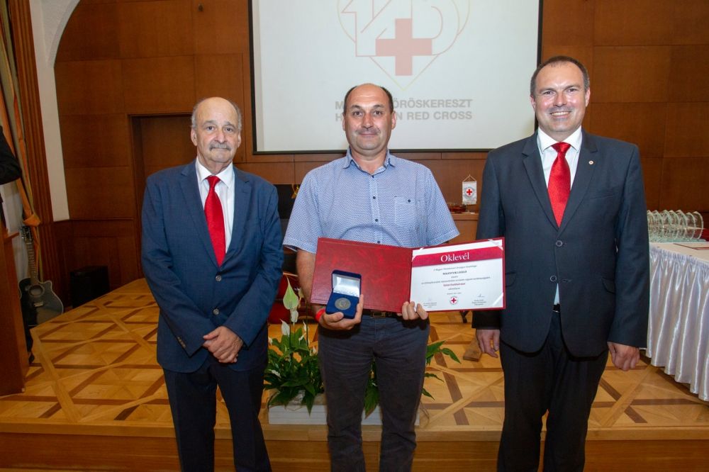 Ezüst Emlékéremmel ismerték el Malustyik László munkáját