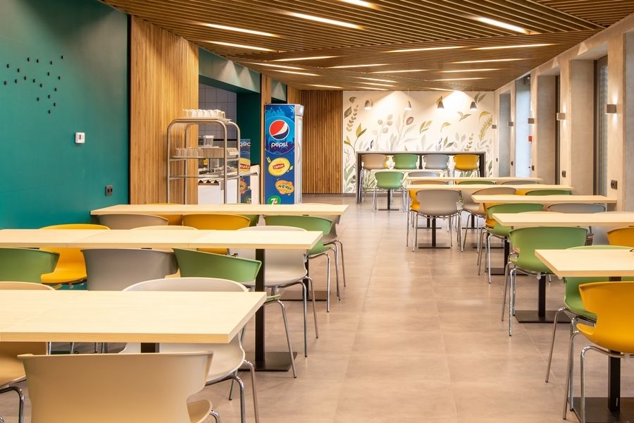 Új étkezőt épített a Merkbau a dolgozóinak