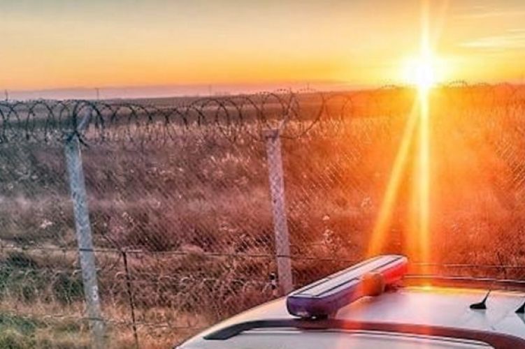  Balotaszálláson bukott le egy külföldi embercsempész