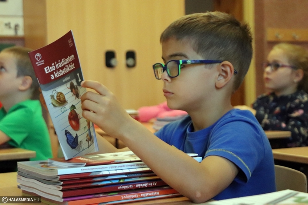 A leendő elsősöknek szerveztek programot a Szent József-iskolában (galéria)