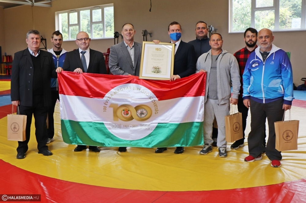 Háromszoros világbajnok vendégeskedett a birkózóknál (galéria)