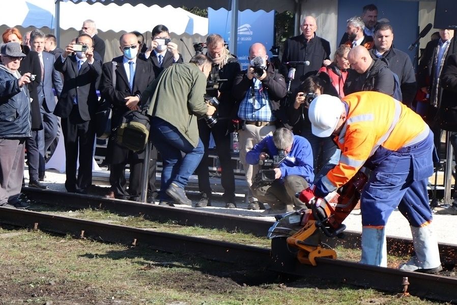 Jó hírek a vasútfejlesztéssel kapcsolatban: Halas többet kap