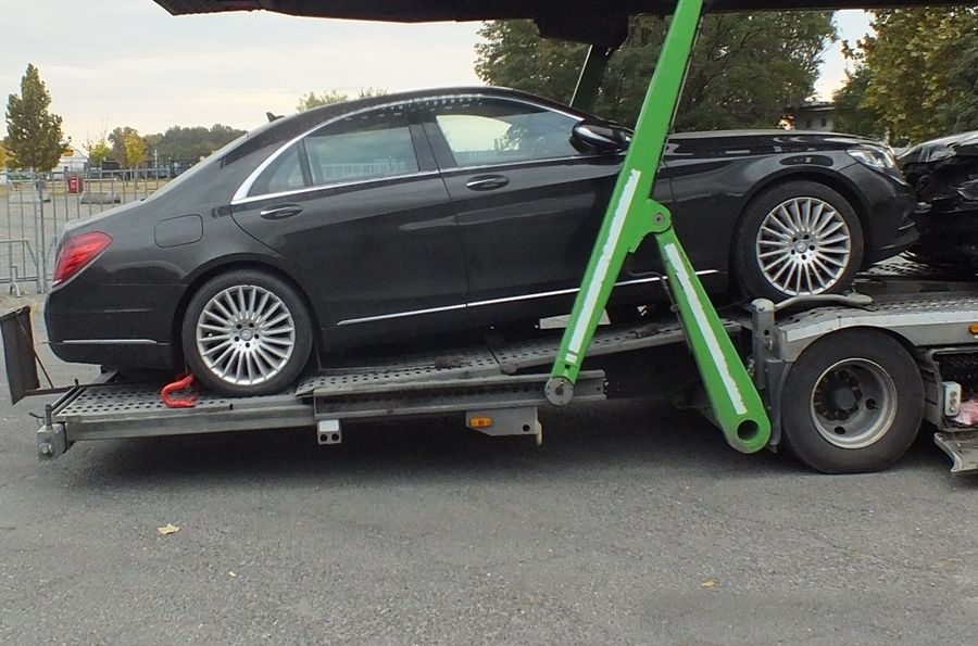 Körözött autók voltak a trélereken