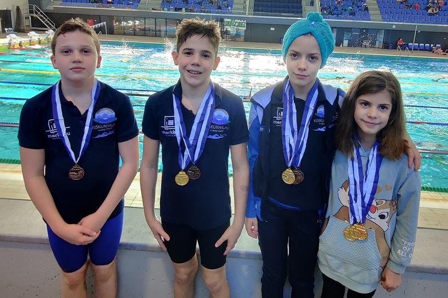 A 7 esztendős Schmél Gerda három arannyal indított