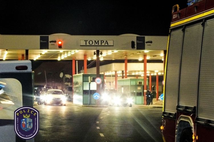 Három körözött autót foglaltak le a tompai határon