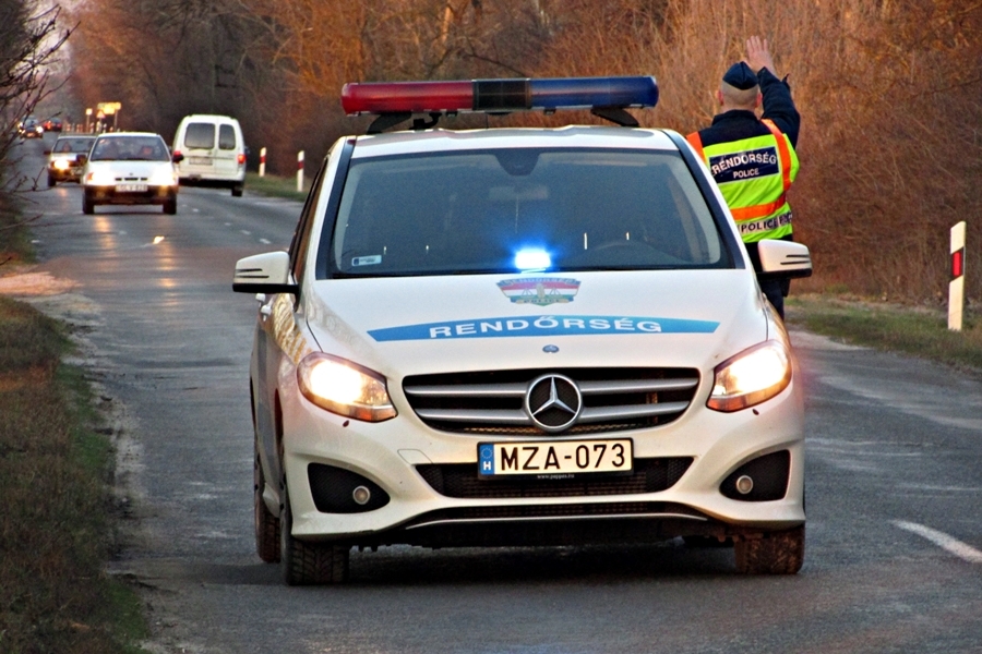 Halálos baleset Jánoshalma közelében, nem tudták megmenteni a 14 éves lány életét