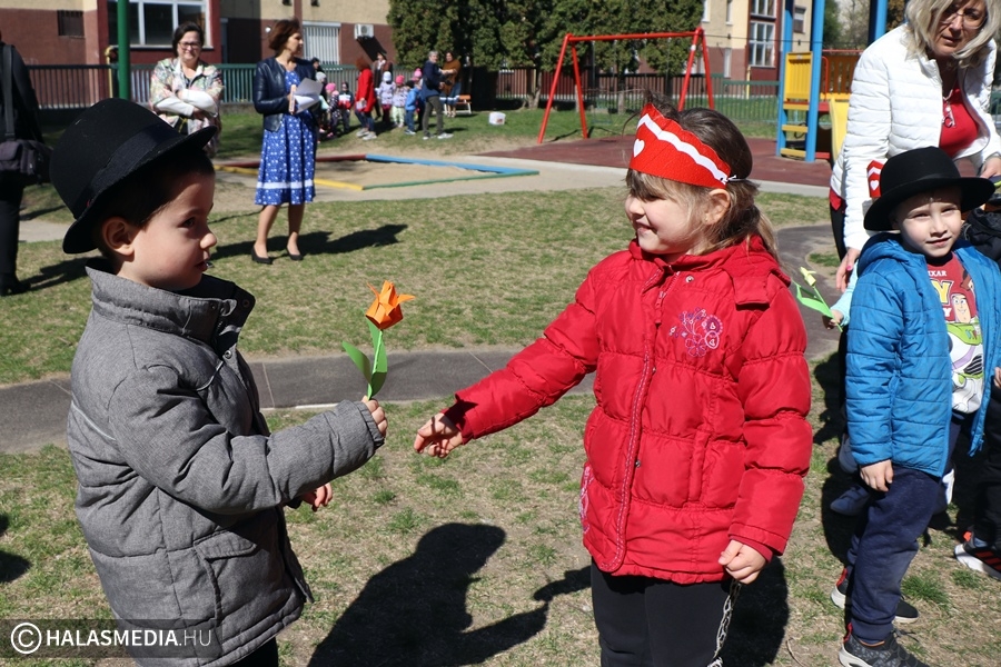 Húsvétolás a Bóbita oviban (galéria)