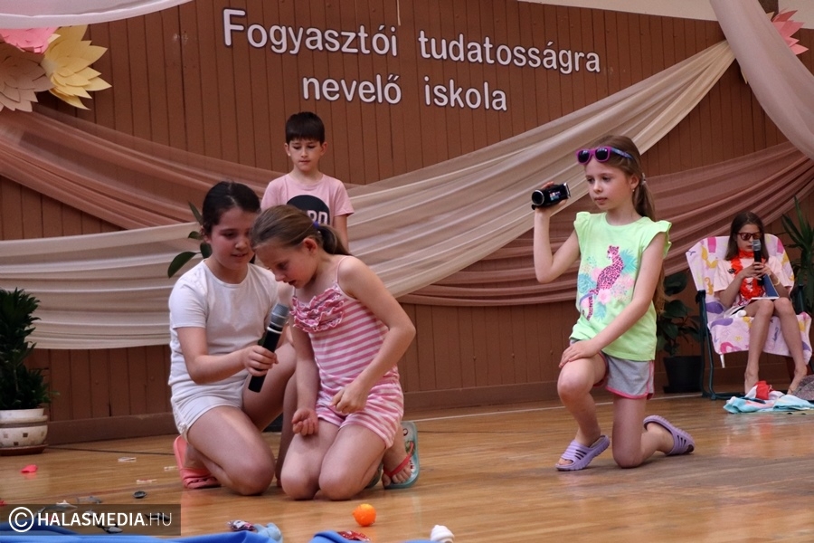 Minisztériumi elismerést kapott a Szent József Katolikus Általános Iskola és Óvoda (galéria)