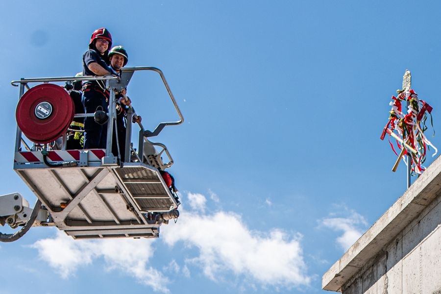 Bokrétaünnep: jól halad a Modinvest a kecskeméti tűzoltólaktanya építésével