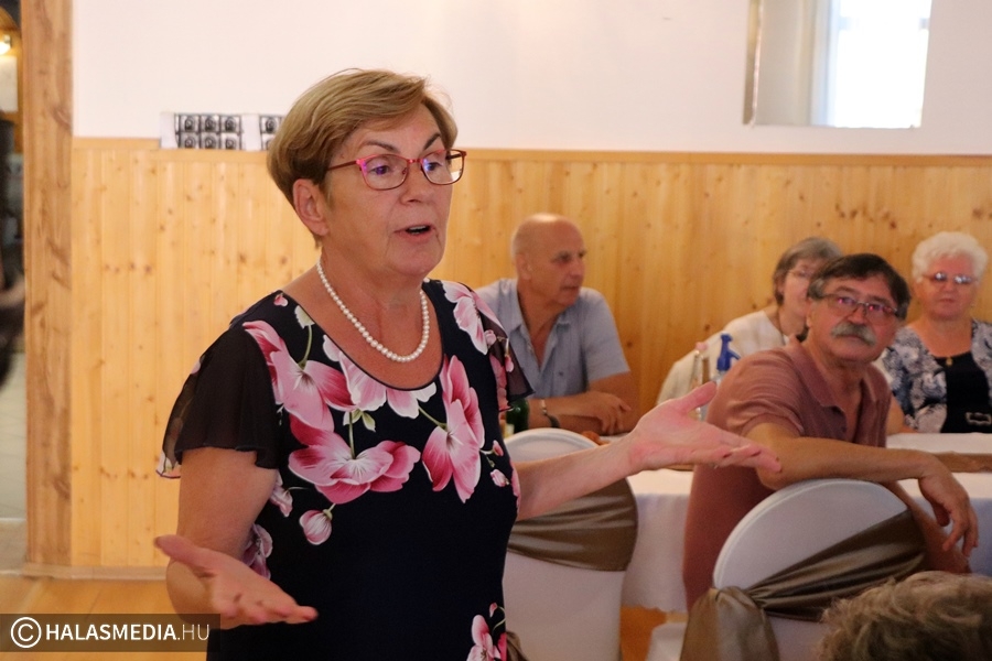 Az Alsóvárosi-iskola 1971-ben végzett évfolyama ismét találkozott (galéria)