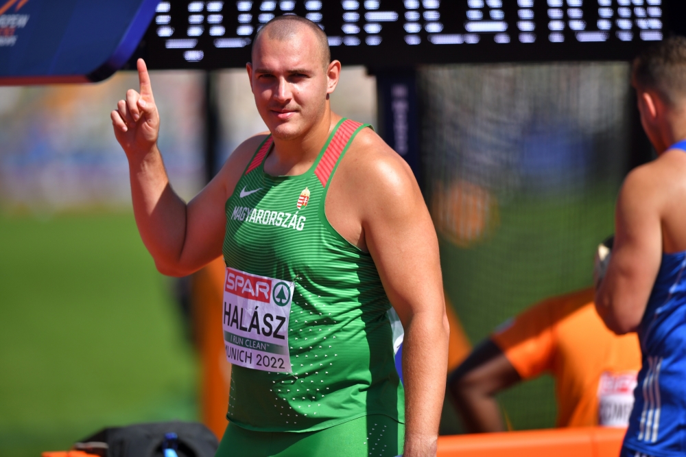 Halász Bence magabiztosan jutott az EB-döntőbe