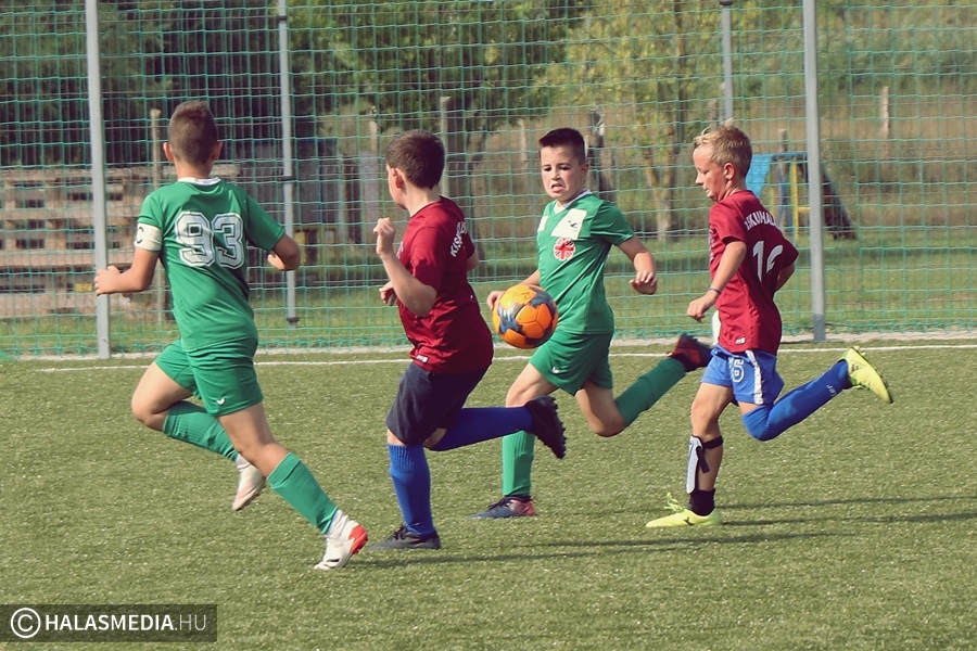 Marosvásárhelyre került a Szent István Serleg (galéria)