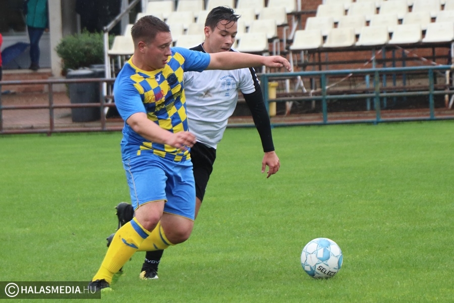 Sziládys gólzápor az esőben (galéria)