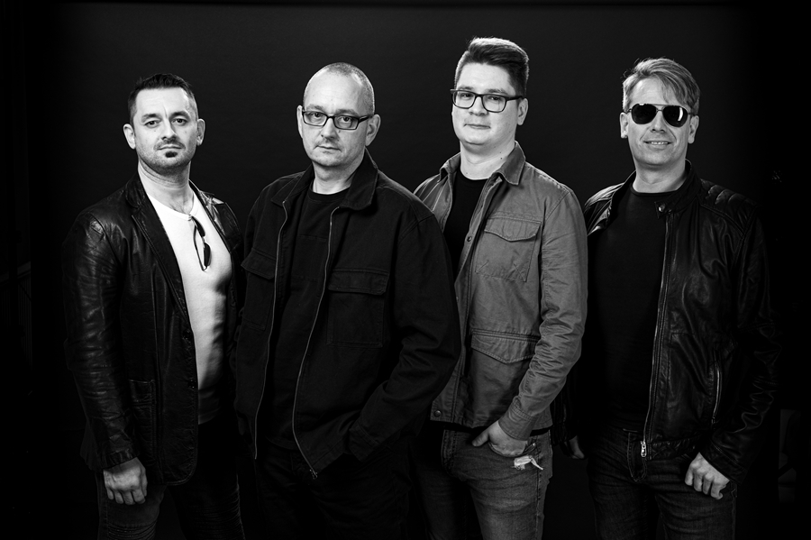 (►) Mohikán klippremier, Földes Máté szerzeményével