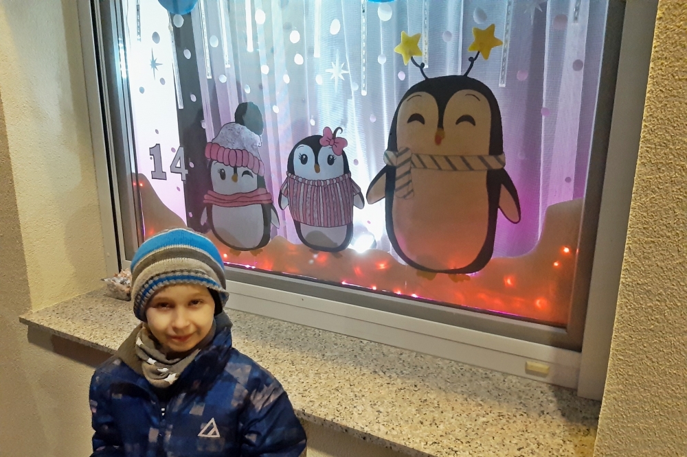 Csütörtök estétől nyílnak az adventi ablakok