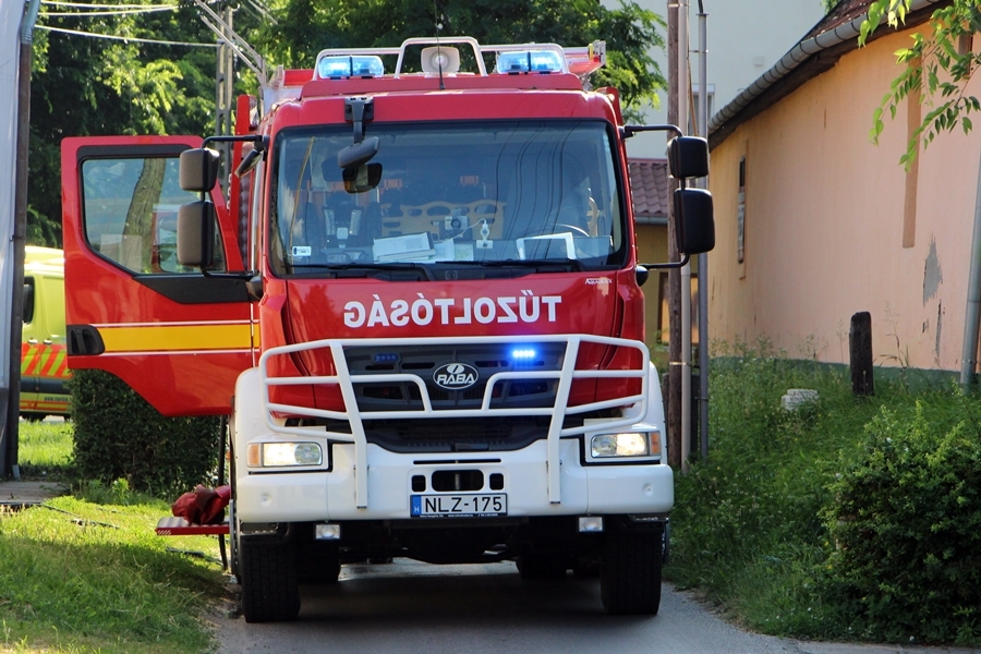 Fáklyaként égő gázpalack okozott tüzet Jánoshalmán