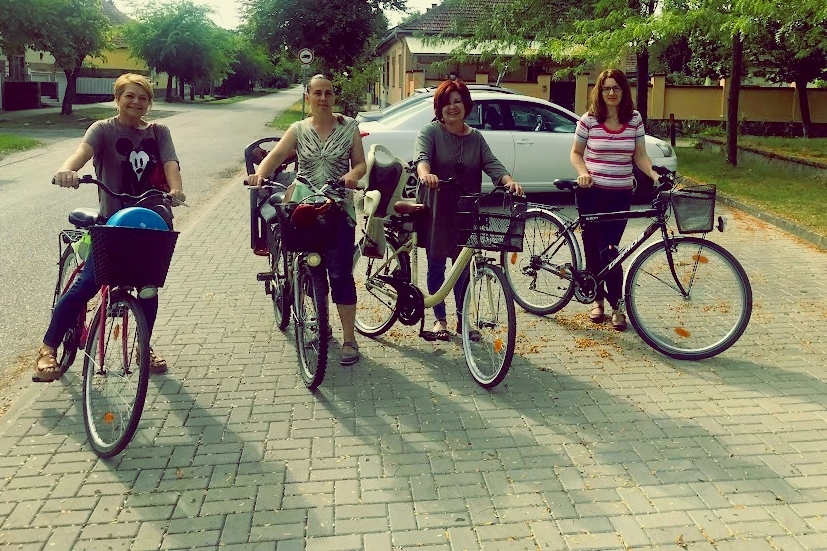 Kezdő Kerékpárosbarát Munkahely lett a halasi könyvtár