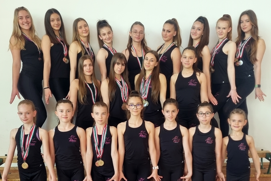 A halasi fitneszes lányok megint elkápráztatták a zsűrit