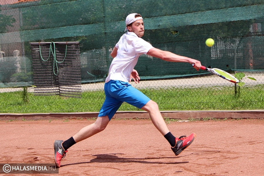 Ismét az első osztályban játszik a Halasi Tenisz Club (galéria)