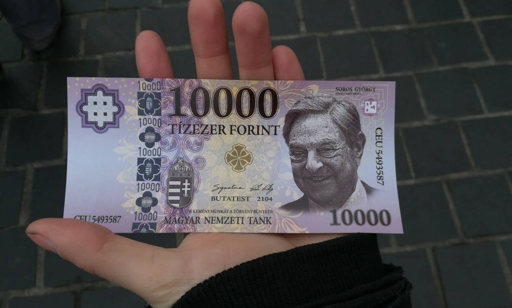 Soros és Juncker fényképe volt a pénzen, Halason fizettek is velük