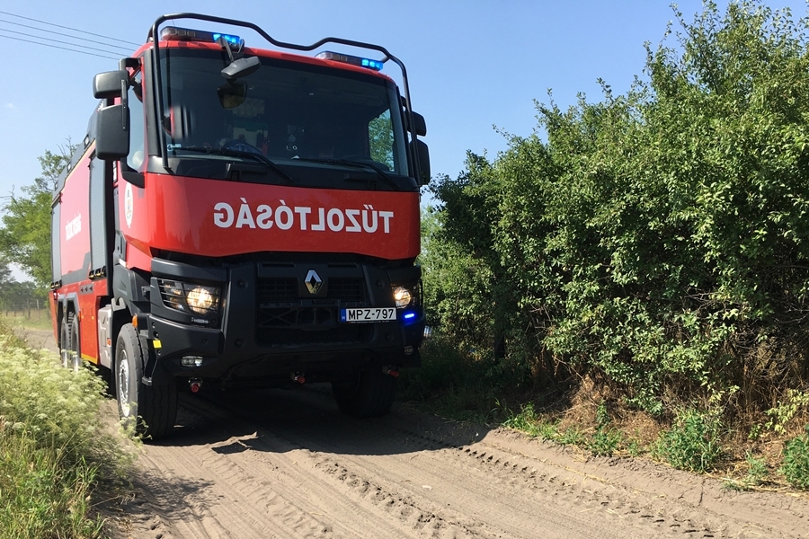 Elotották a tüzet a zsanai úti hulladéklerakóban