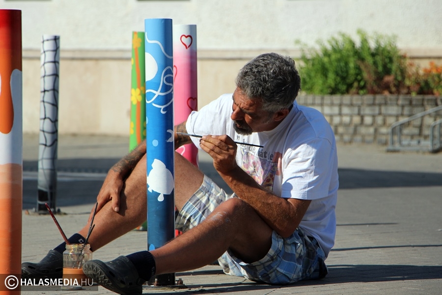 (►) Sáli Levi, a városdíszítő (galéria)