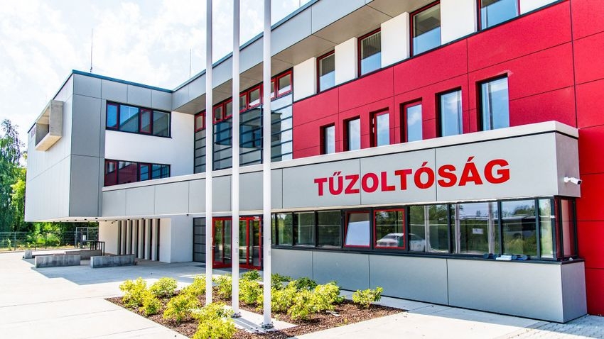 A Modinvest építette fel az új kecskeméti tűzoltólaktanyát