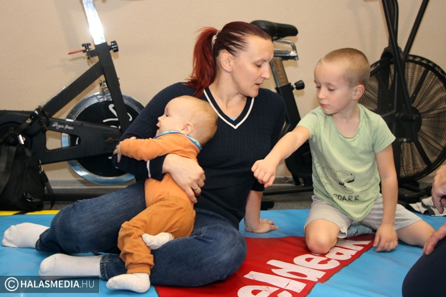 (►) Világbajnok érkezett a Dósa István Birkózócsarnokba (galéria)