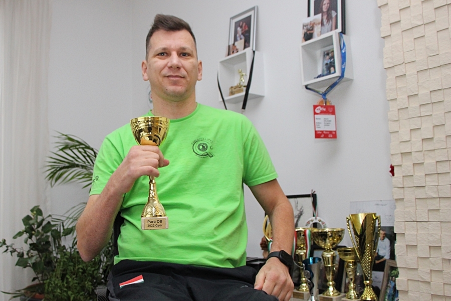 Urlauber Ádám soha nem adta fel, most a paralimpiára készül