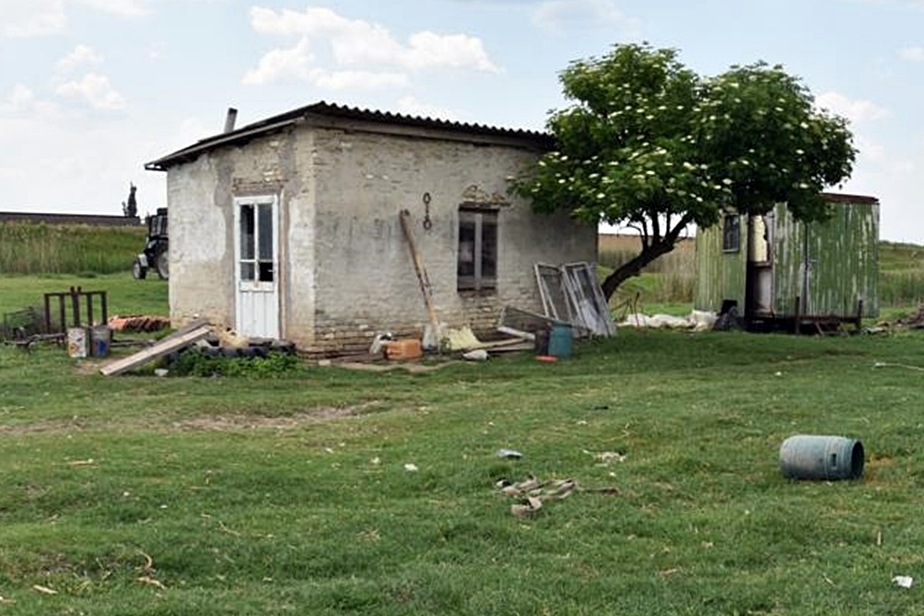 Jánoshalmi rabszolgasors: sanyargatta, kihasználta állatgondozóit a gazdálkodó