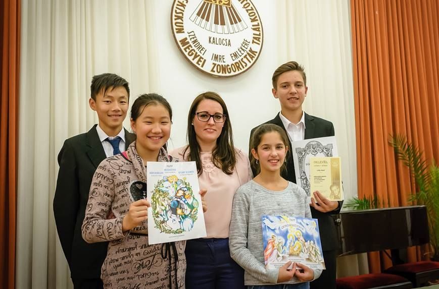 Nívódíjas zongorista növendékek