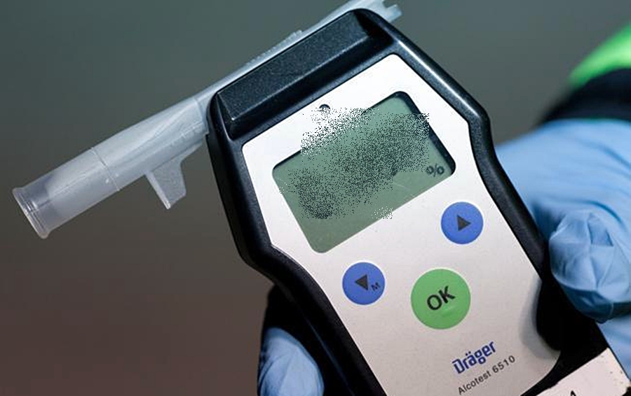 (►) Ivott, vezetett, elaludt a halasi sofőr