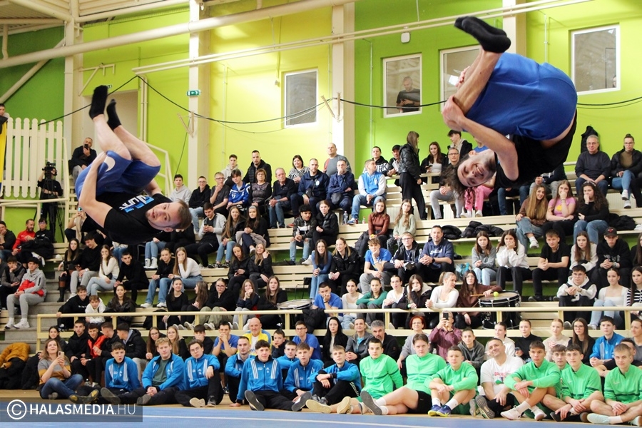 (►) Show a levegőben: emlékezetes bemutató a Rákóczi Kupán (galéria)