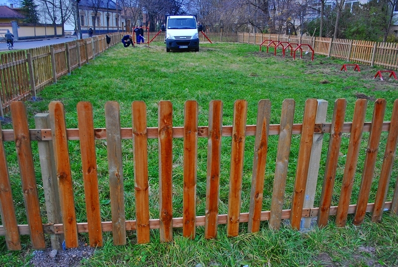 (►) Új helyre kerül a kutyafuttató, ezért ideiglenesen zárva lesz