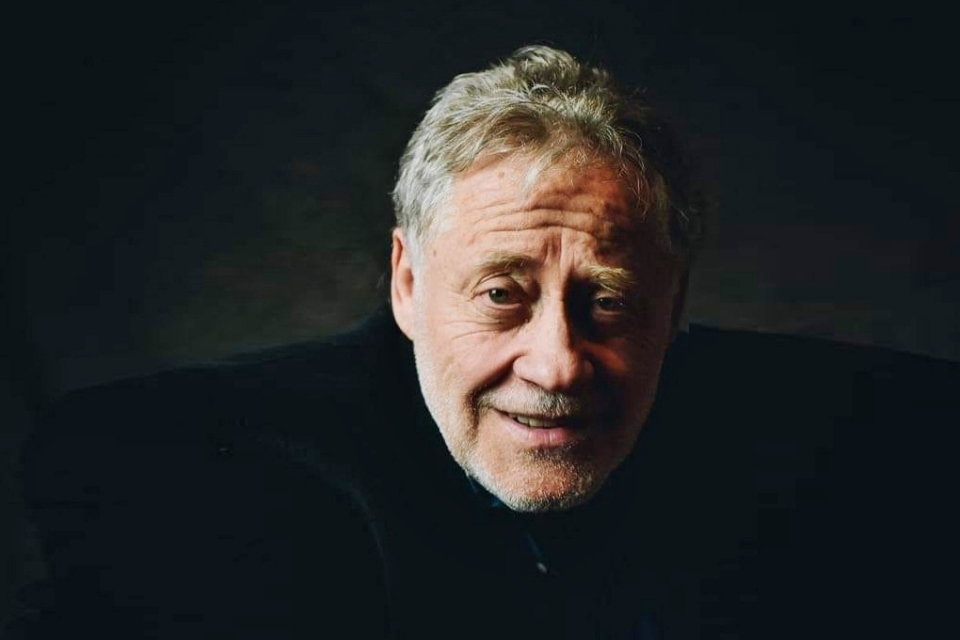 (►) Sose halok meg?